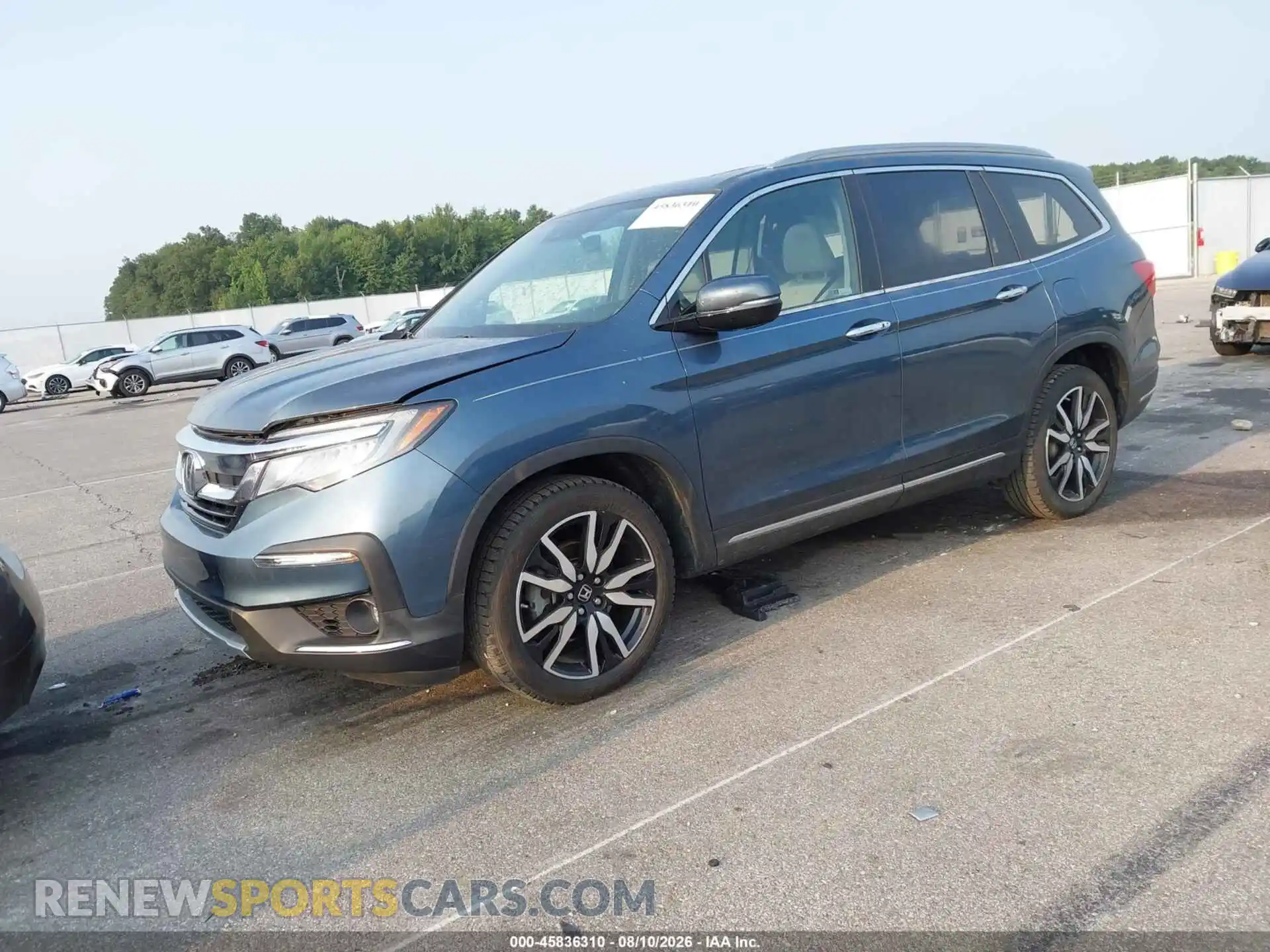2 Photograph of a damaged car 5FNYF6H69NB011245 HONDA PILOT 2022