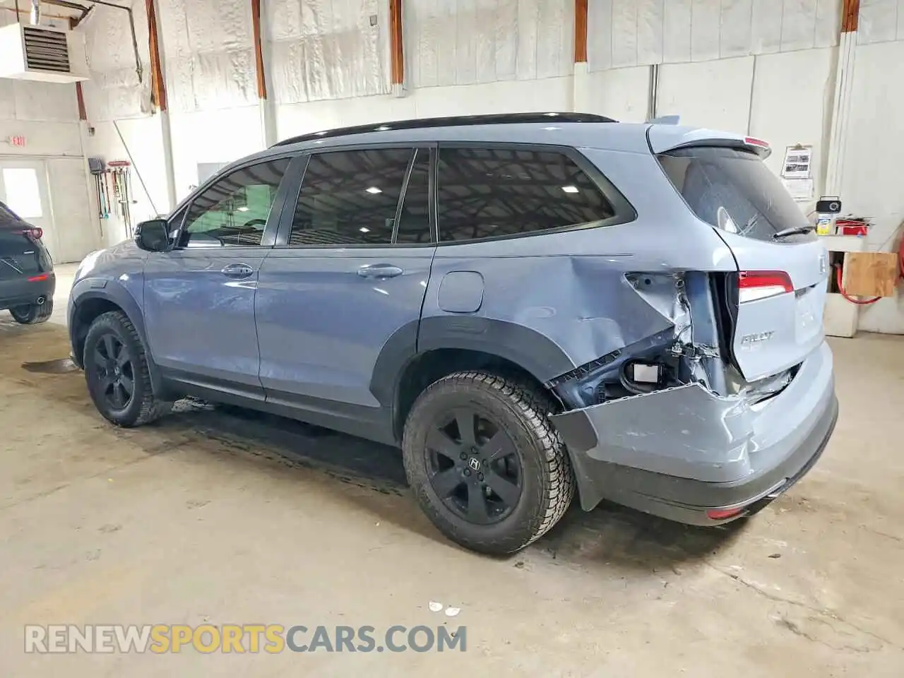 2 Photograph of a damaged car 5FNYF6H86NB072473 HONDA PILOT 2022
