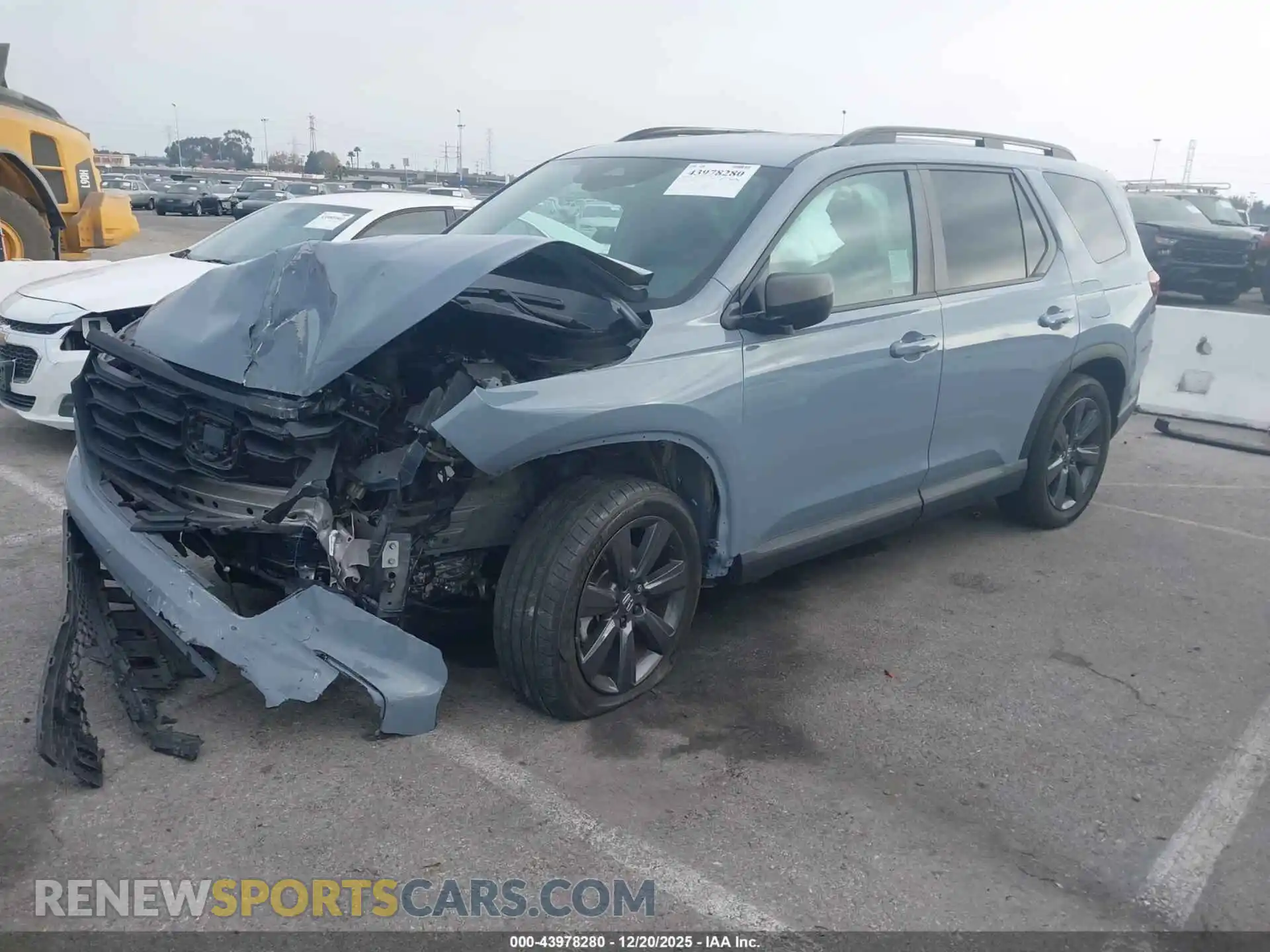 2 Photograph of a damaged car 5FNYG1H35PB026205 HONDA PILOT 2023