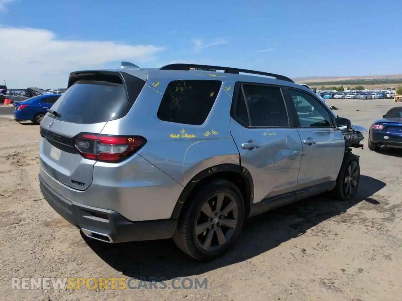 3 Photograph of a damaged car 5FNYG1H38PB057058 HONDA PILOT 2023