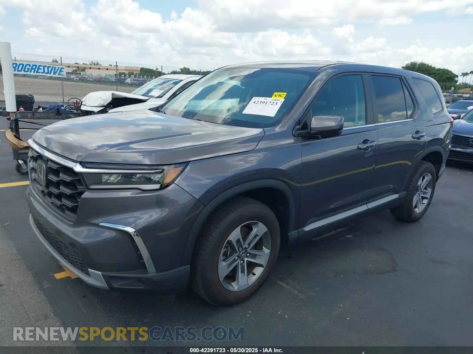 2 Photograph of a damaged car 5FNYG1H45PB035253 HONDA PILOT 2023