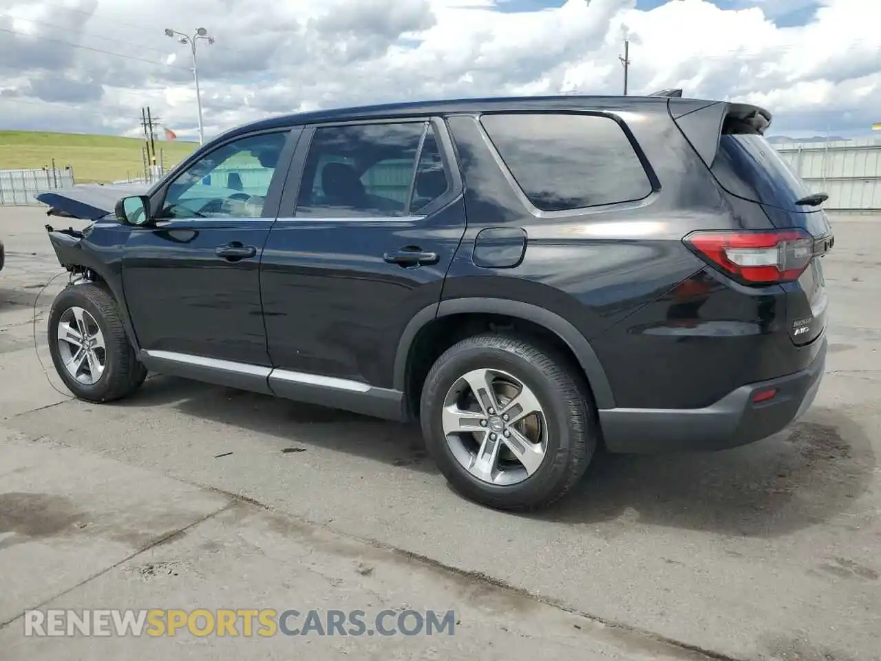 2 Photograph of a damaged car 5FNYG1H47PB033195 HONDA PILOT 2023