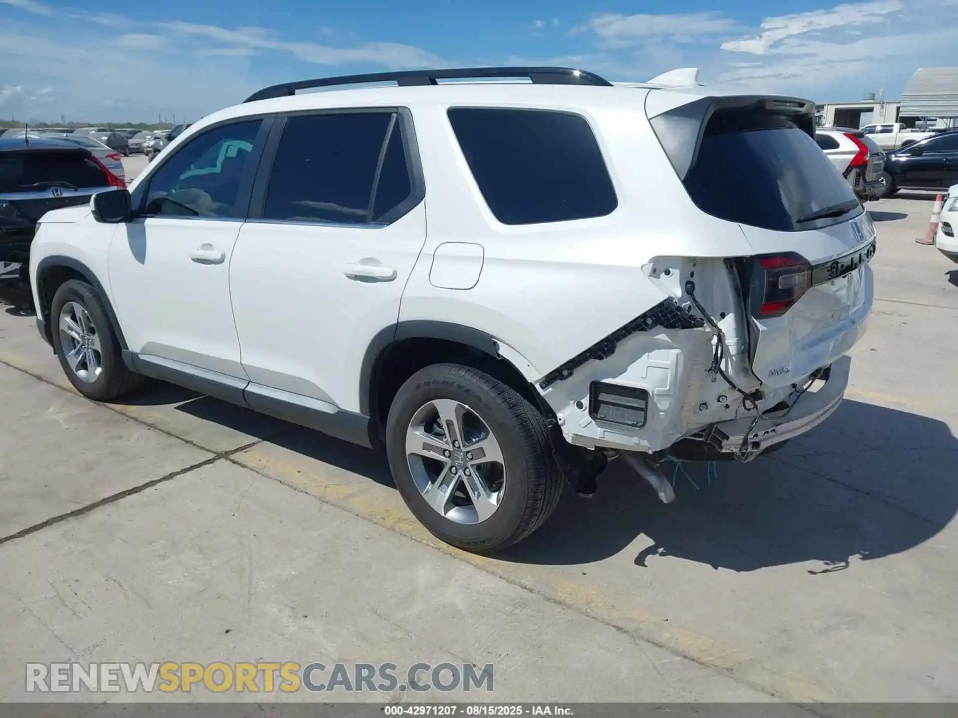 3 Photograph of a damaged car 5FNYG1H48PB058686 HONDA PILOT 2023