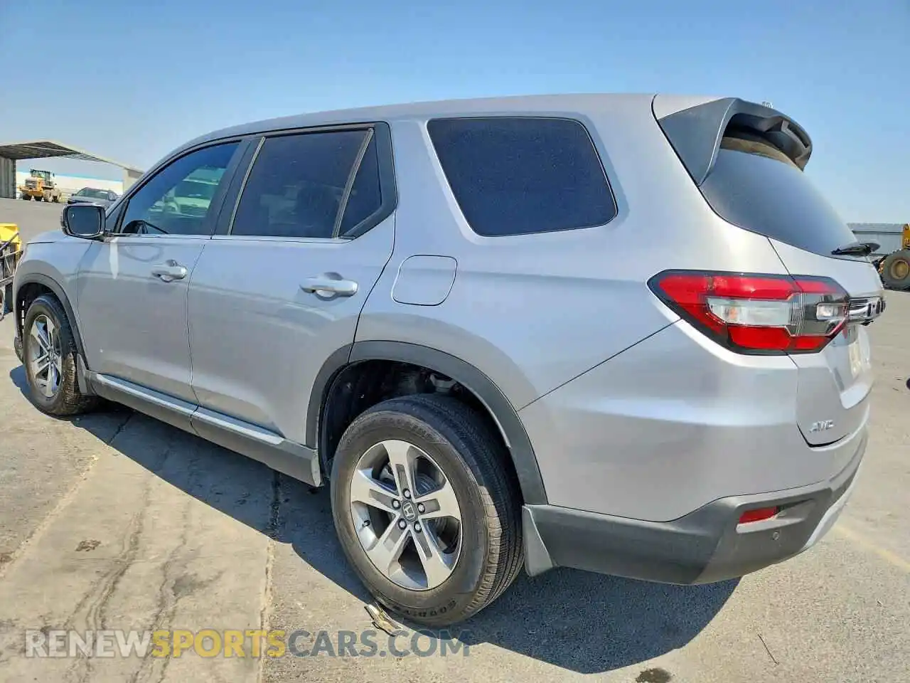2 Photograph of a damaged car 5FNYG1H50PB035007 HONDA PILOT 2023