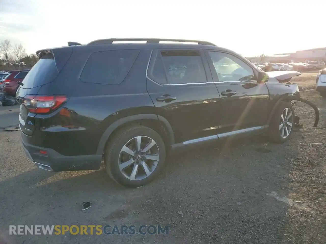 3 Photograph of a damaged car 5FNYG1H76PB023316 HONDA PILOT 2023