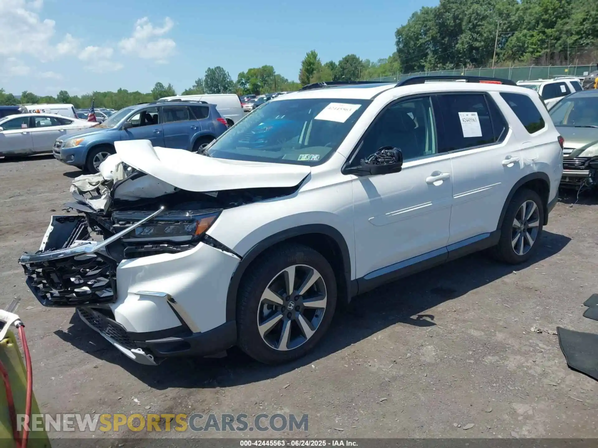 2 Photograph of a damaged car 5FNYG1H85PB025485 HONDA PILOT 2023