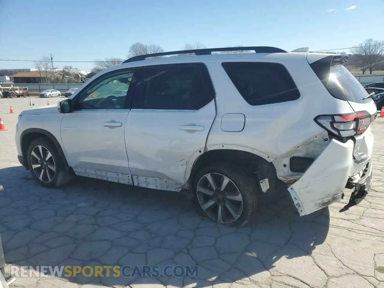 2 Photograph of a damaged car 5FNYG1H85PB036115 HONDA PILOT 2023