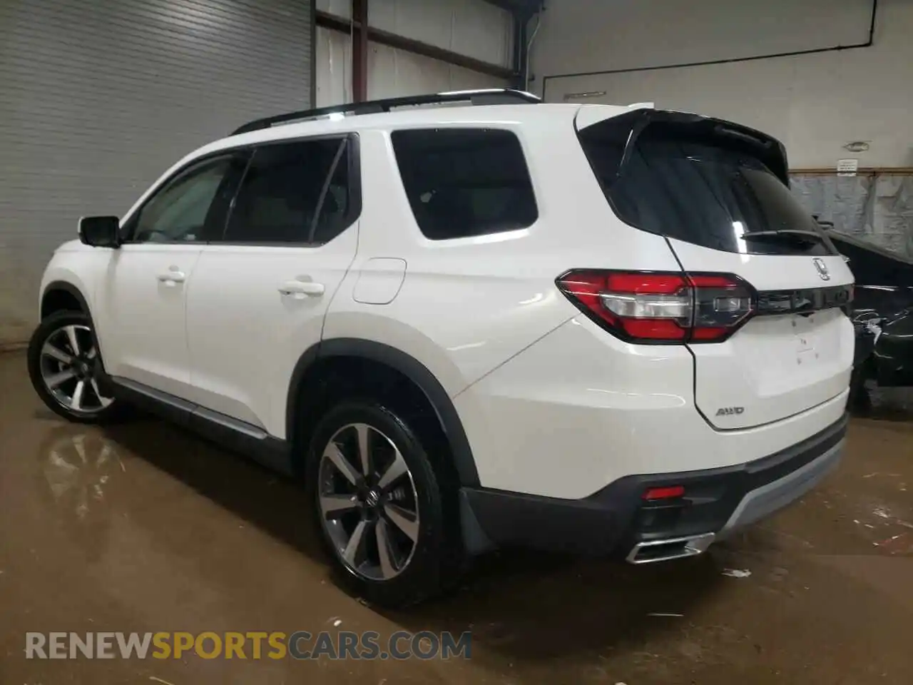 2 fotografías del automóvil dañado 5FNYG1H89PB005675 HONDA PILOT 2023