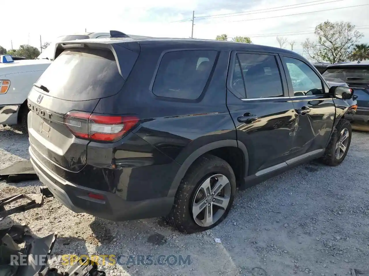 3 Фотография поврежденного автомобиля 5FNYG2H40PB014719 HONDA PILOT 2023