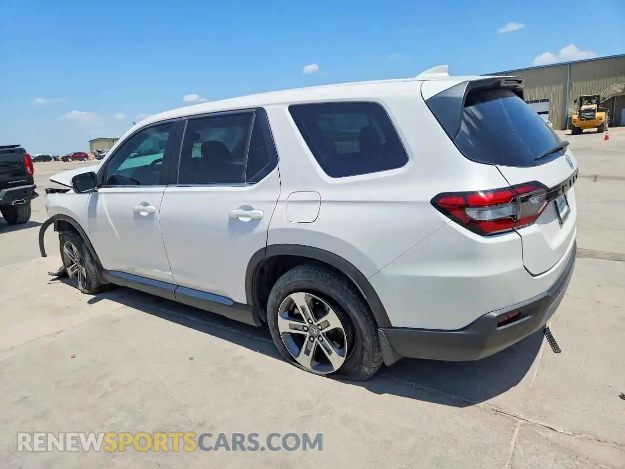 2 fotografías del automóvil dañado 5FNYG2H41PB010906 HONDA PILOT 2023