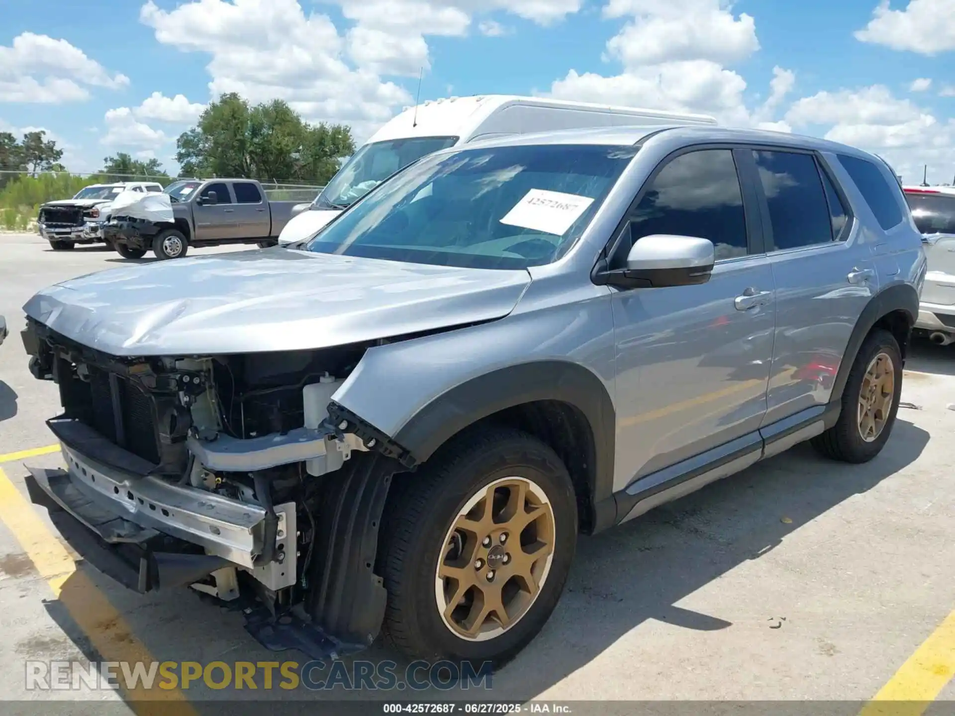 2 Photograph of a damaged car 5FNYG2H48PB008022 HONDA PILOT 2023