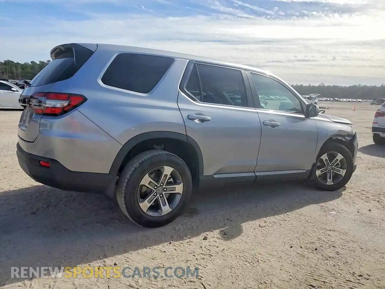 3 Photograph of a damaged car 5FNYG2H56PB012935 HONDA PILOT 2023