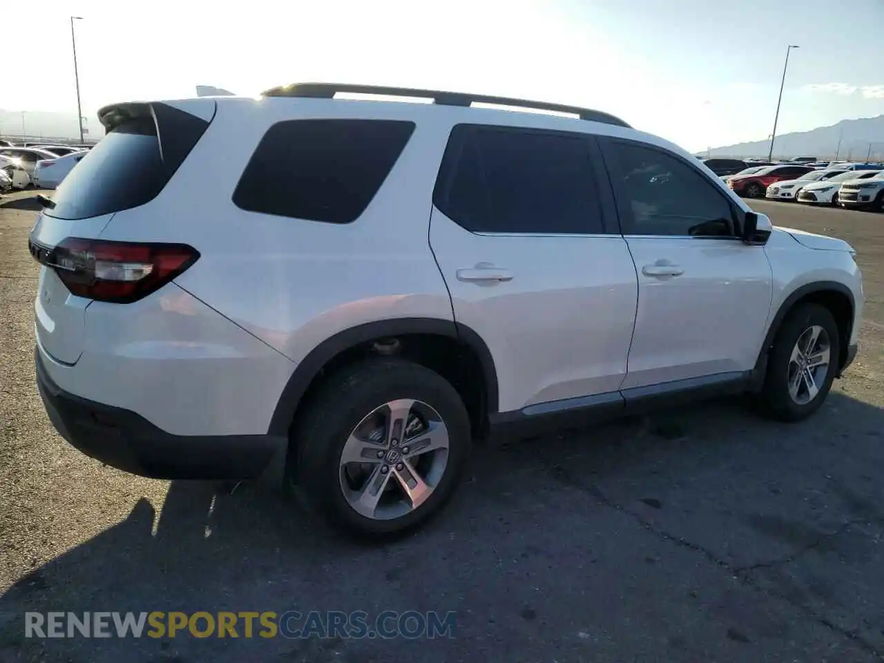 3 Фотография поврежденного автомобиля 5FNYG2H58PB008403 HONDA PILOT 2023