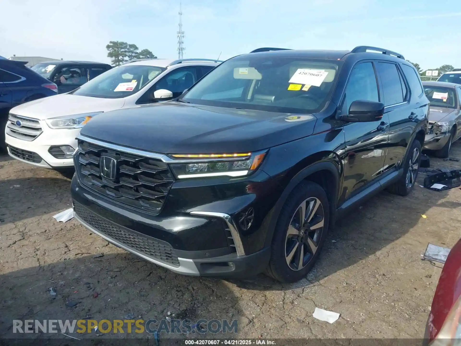 2 Photograph of a damaged car 5FNYG2H77PB002996 HONDA PILOT 2023