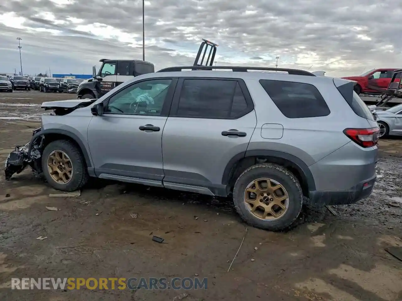 2 Photograph of a damaged car 5FNYG1H6XRB011289 HONDA PILOT 2024