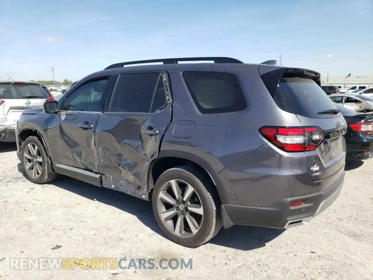 2 Photograph of a damaged car 5FNYG1H87RB017357 HONDA PILOT 2024