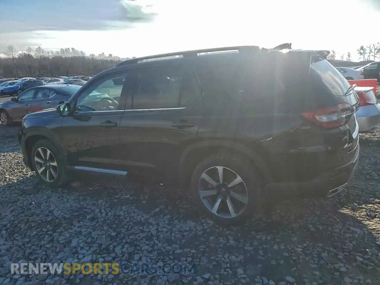 2 Photograph of a damaged car 5FNYG1H8XRB004909 HONDA PILOT 2024