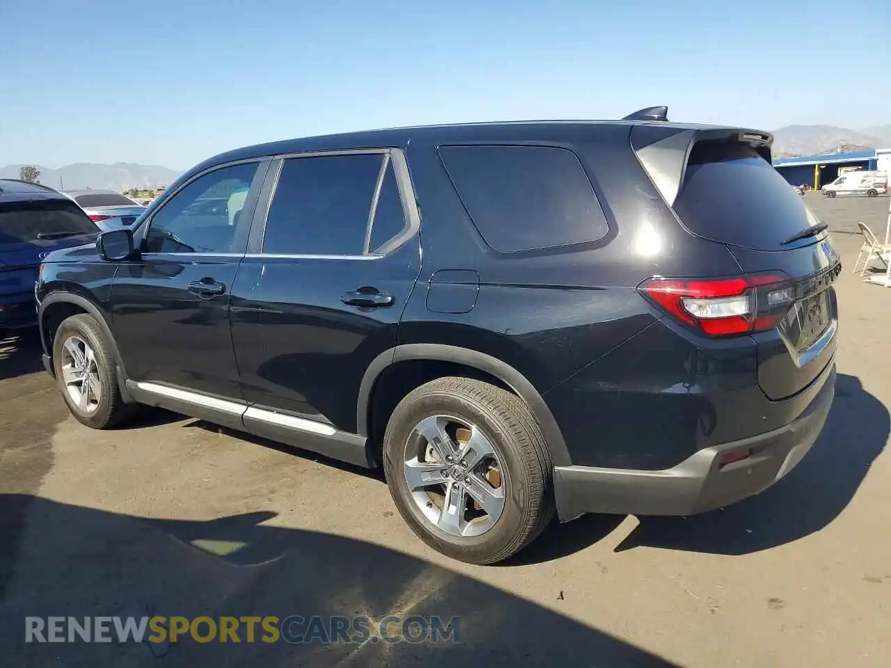2 Photograph of a damaged car 5FNYG2H45RB007025 HONDA PILOT 2024