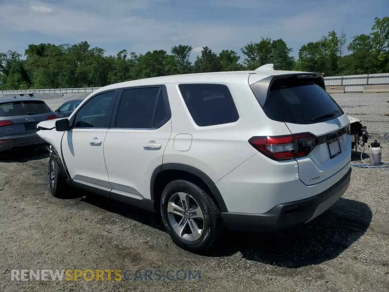 2 Photograph of a damaged car 5FNYG2H49RB014818 HONDA PILOT 2024