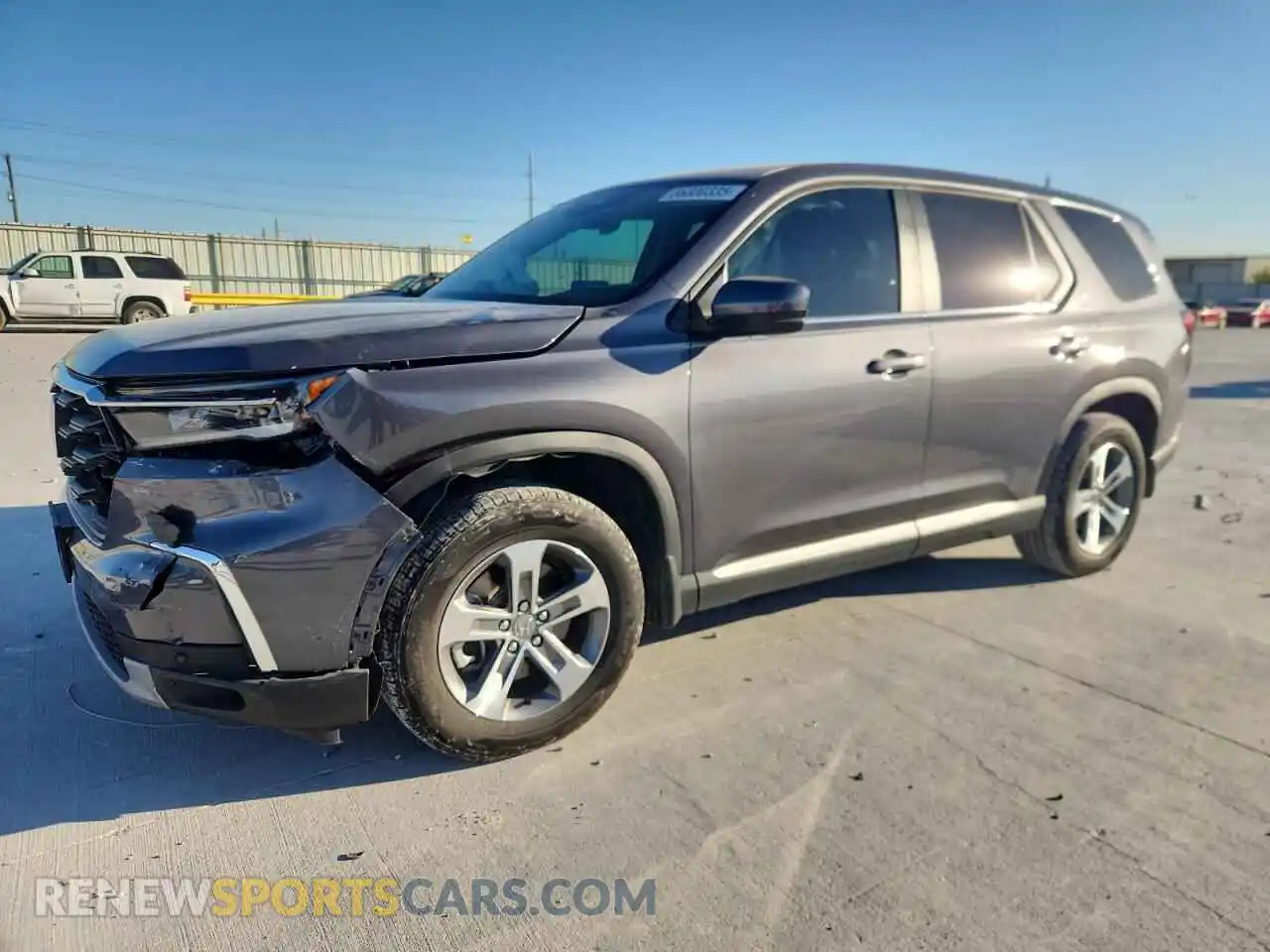 1 Photograph of a damaged car 5FNYG2H55RB010743 HONDA PILOT 2024