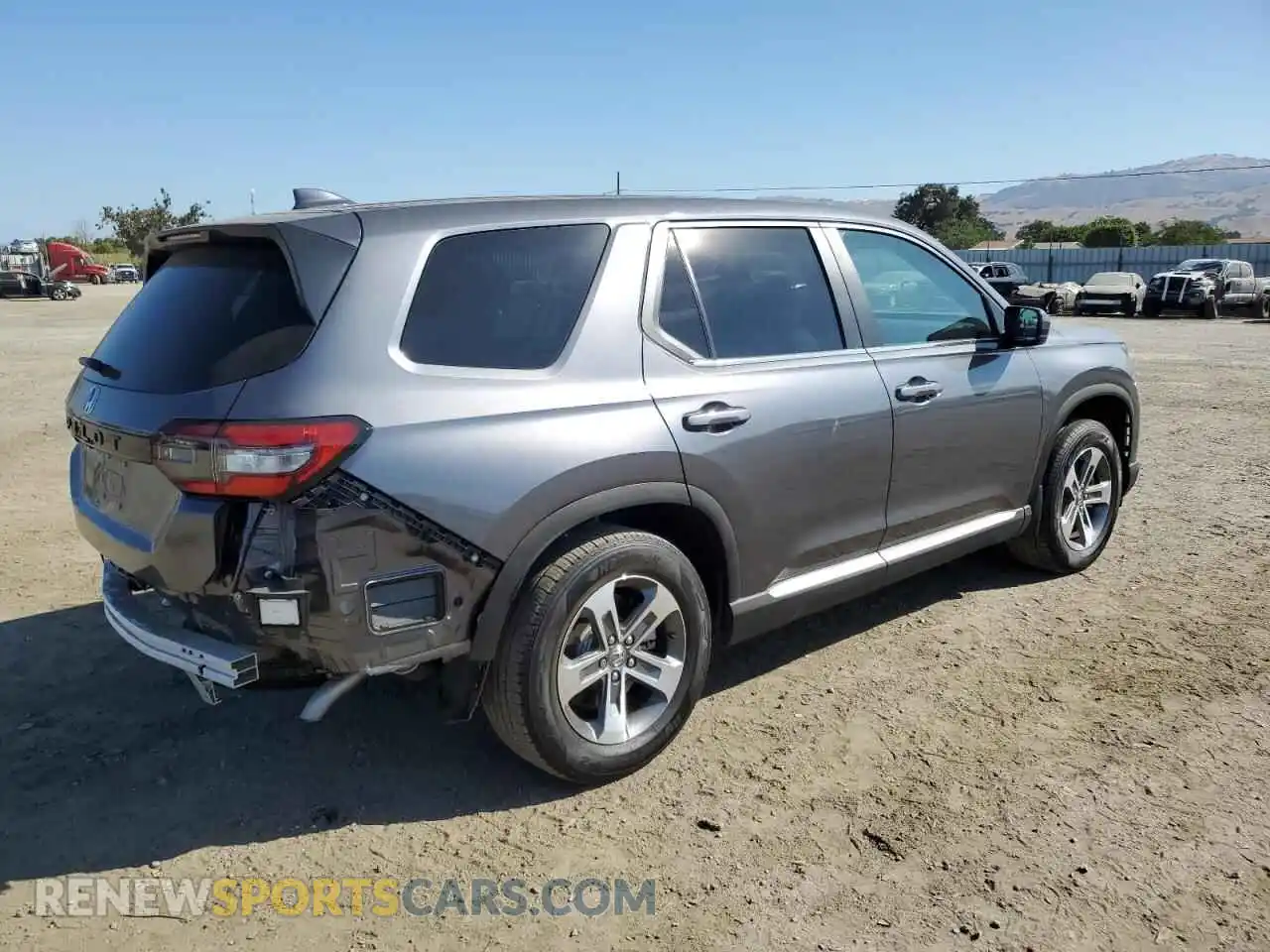 3 Photograph of a damaged car 5FNYG2H5XRB005618 HONDA PILOT 2024