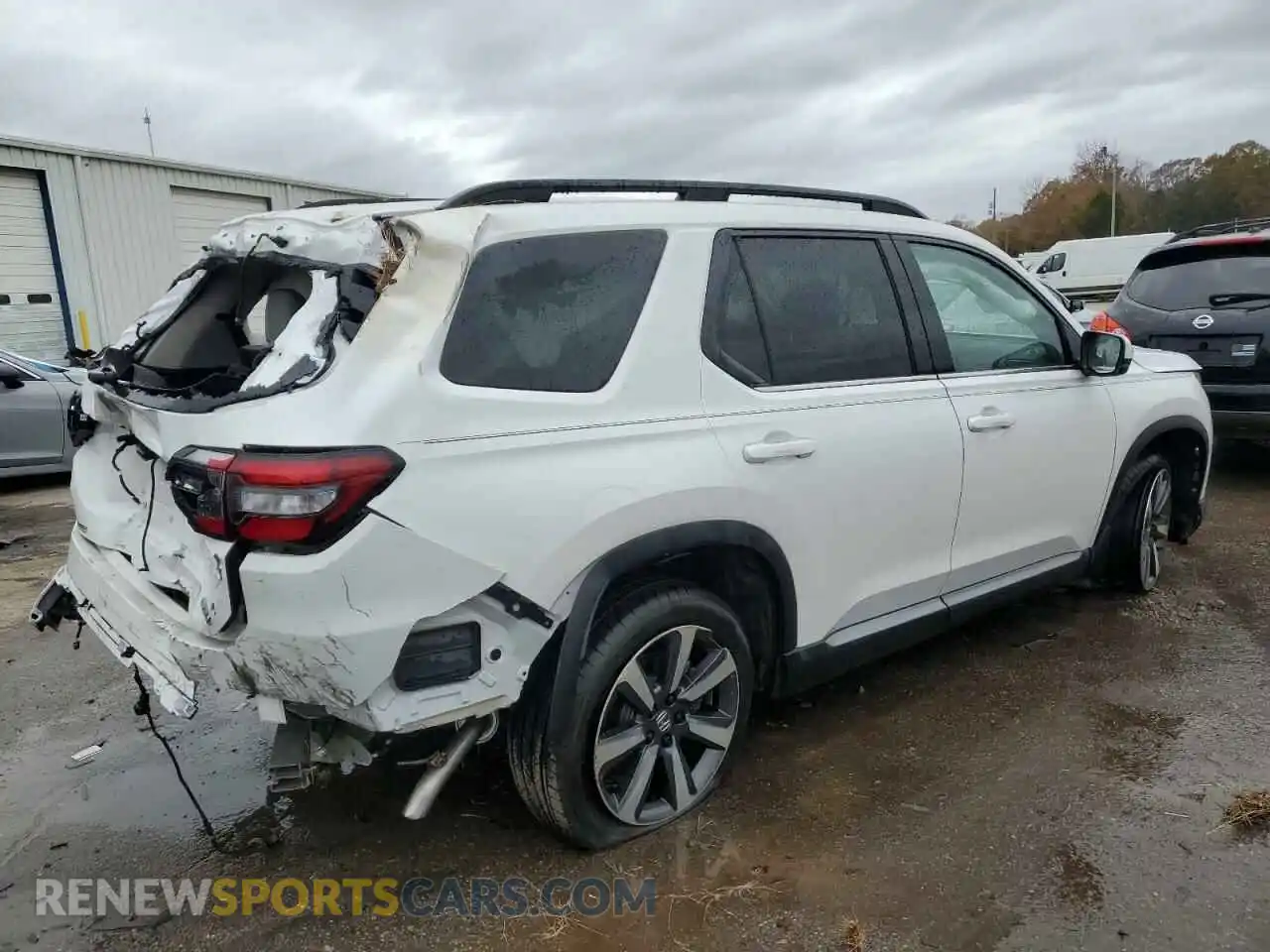 3 Photograph of a damaged car 5FNYG2H76RB016889 HONDA PILOT 2024
