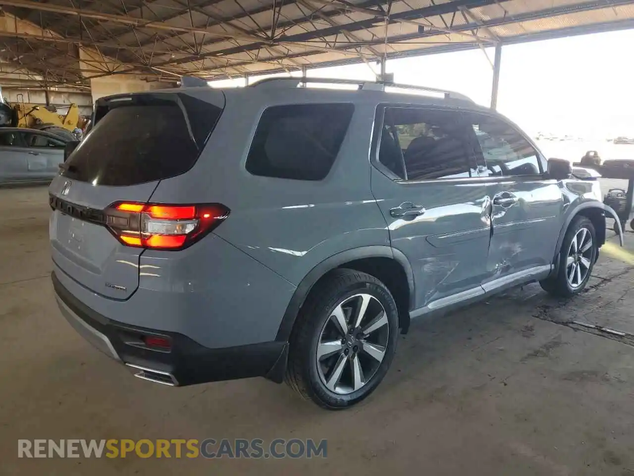 3 Photograph of a damaged car 5FNYG2H79RB010603 HONDA PILOT 2024