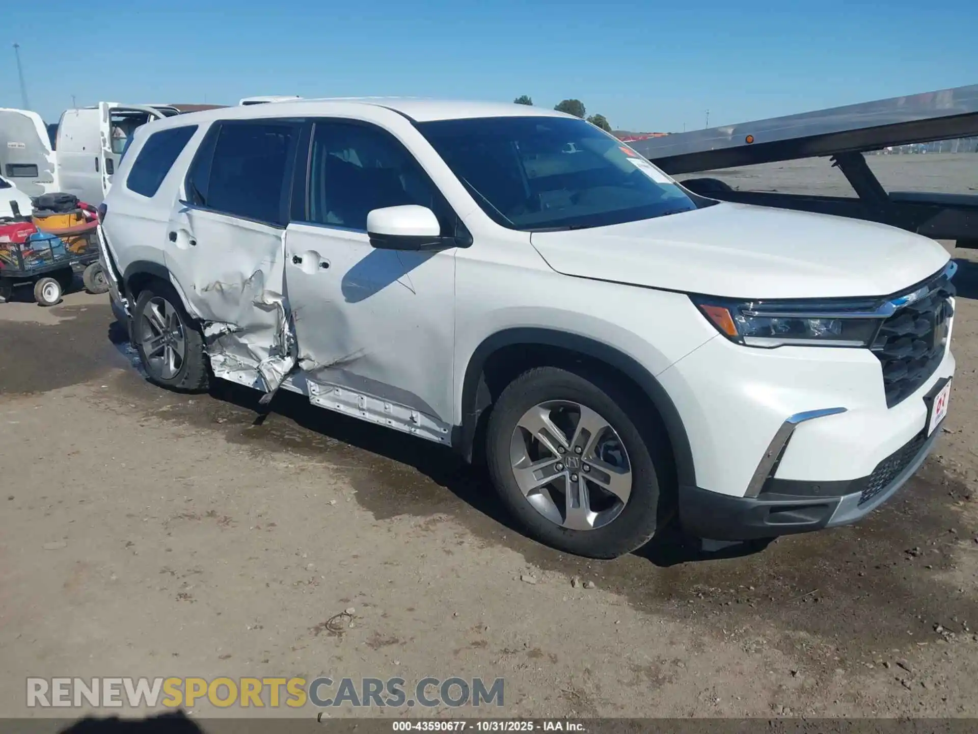 1 Photograph of a damaged car 5FNYG1H40SB147757 HONDA PILOT 2025