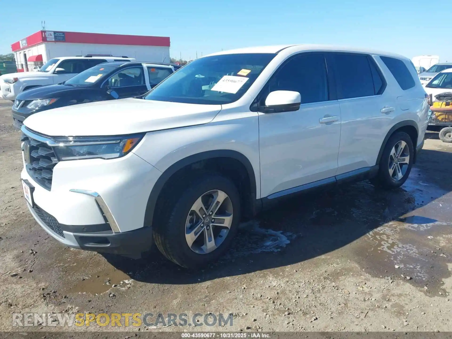 2 Photograph of a damaged car 5FNYG1H40SB147757 HONDA PILOT 2025
