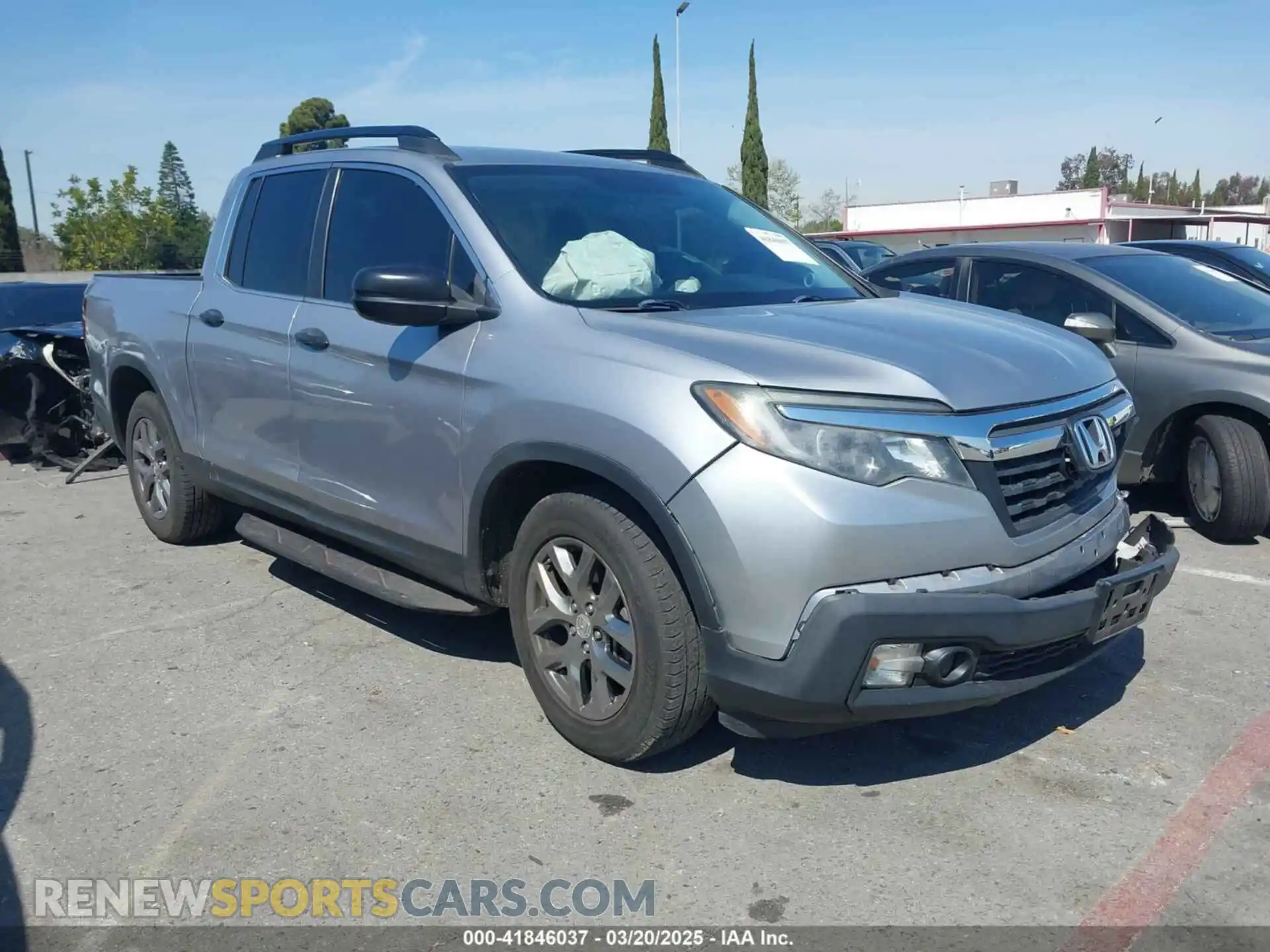 1 Photograph of a damaged car 5FPYK2F24KB002203 HONDA RIDGELINE 2019