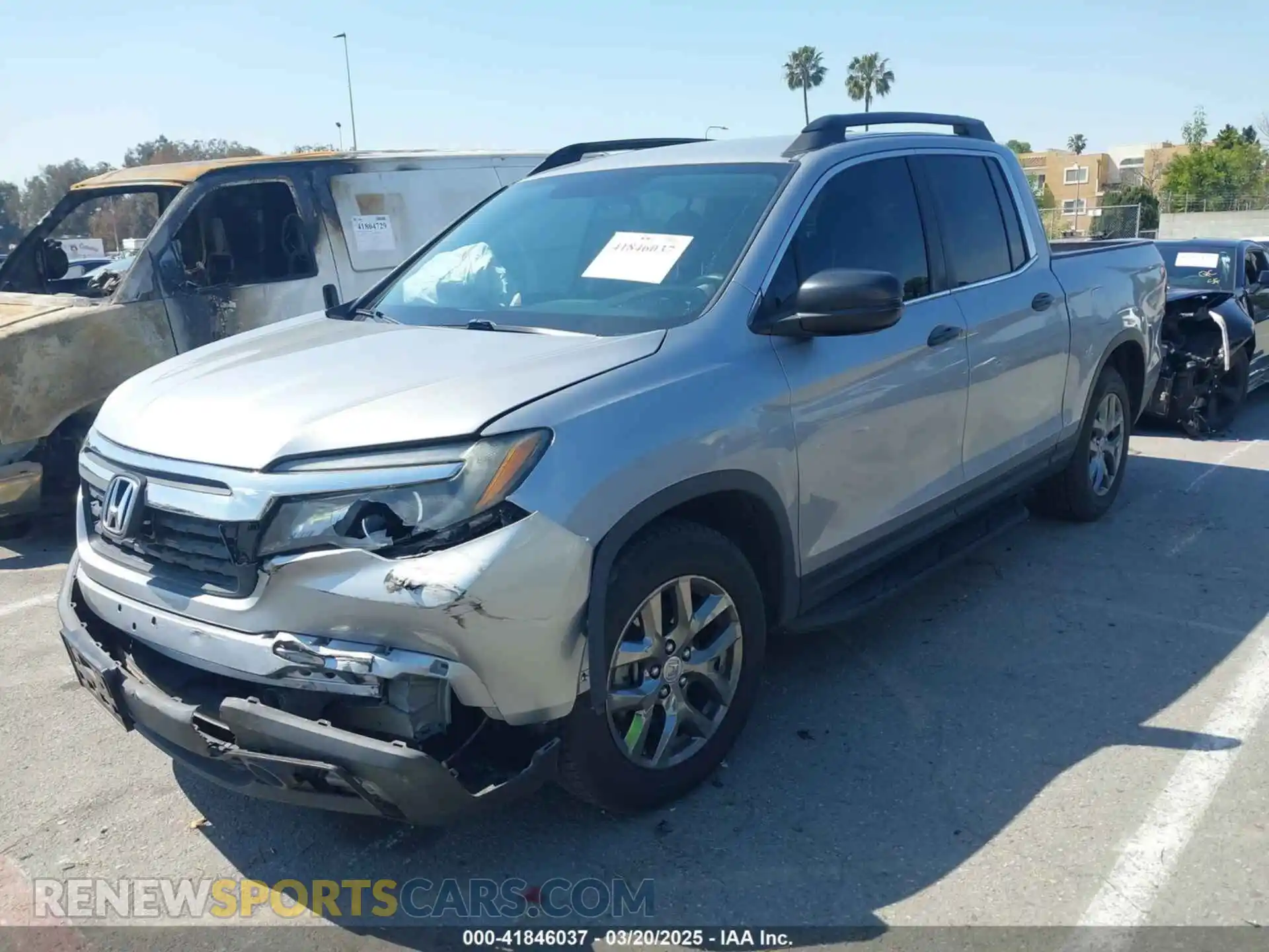 2 Photograph of a damaged car 5FPYK2F24KB002203 HONDA RIDGELINE 2019