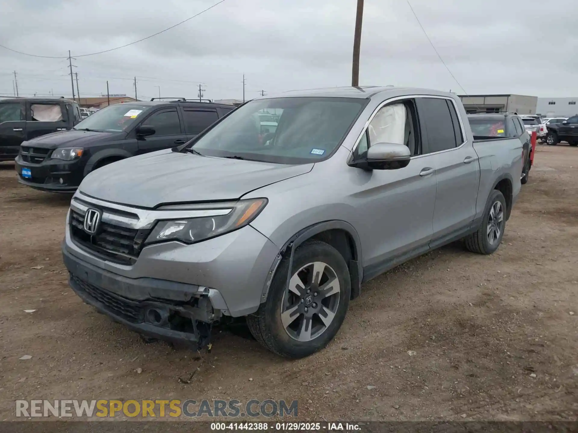 2 Photograph of a damaged car 5FPYK2F55KB004066 HONDA RIDGELINE 2019