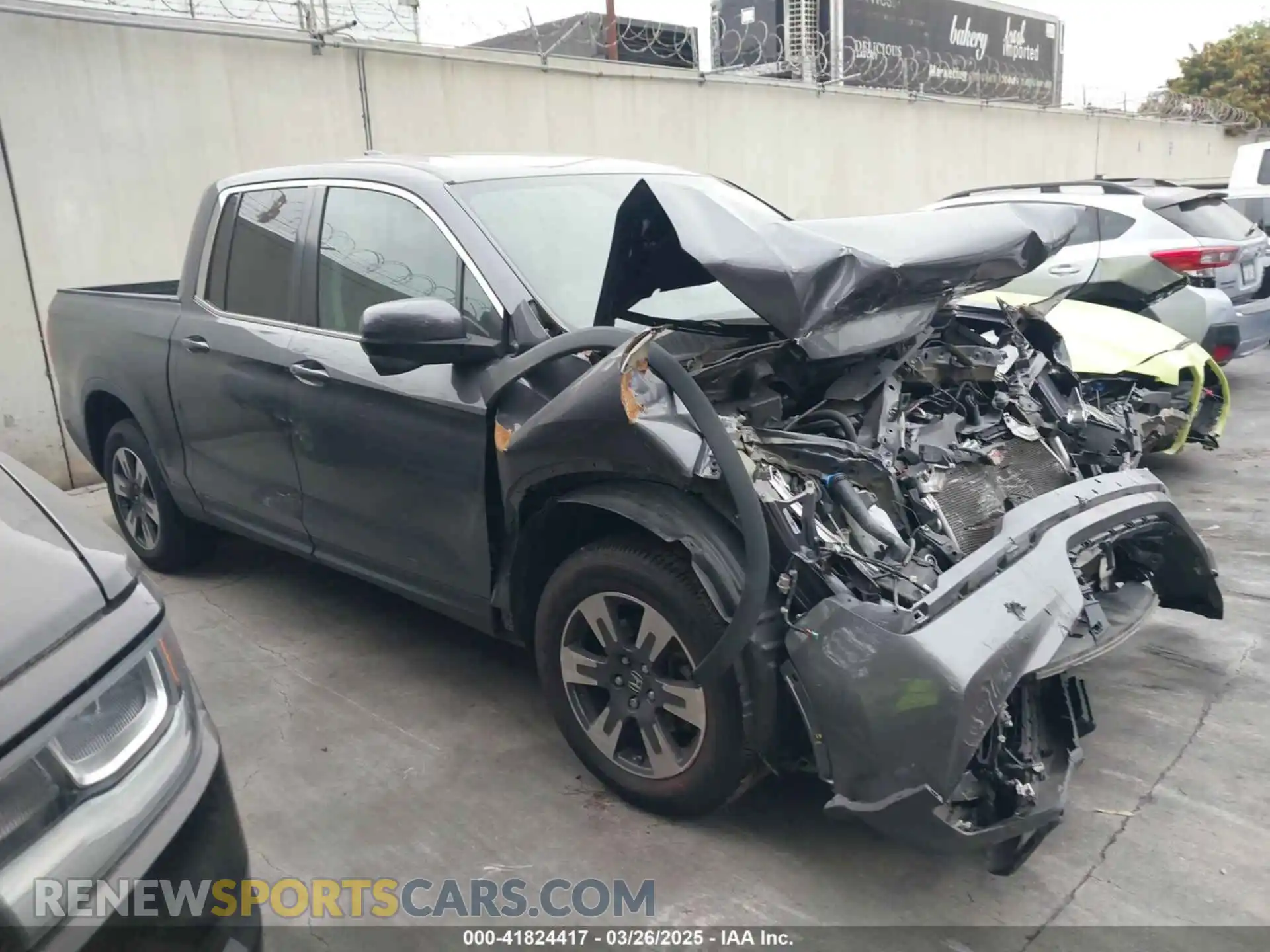 1 Photograph of a damaged car 5FPYK2F64KB007002 HONDA RIDGELINE 2019