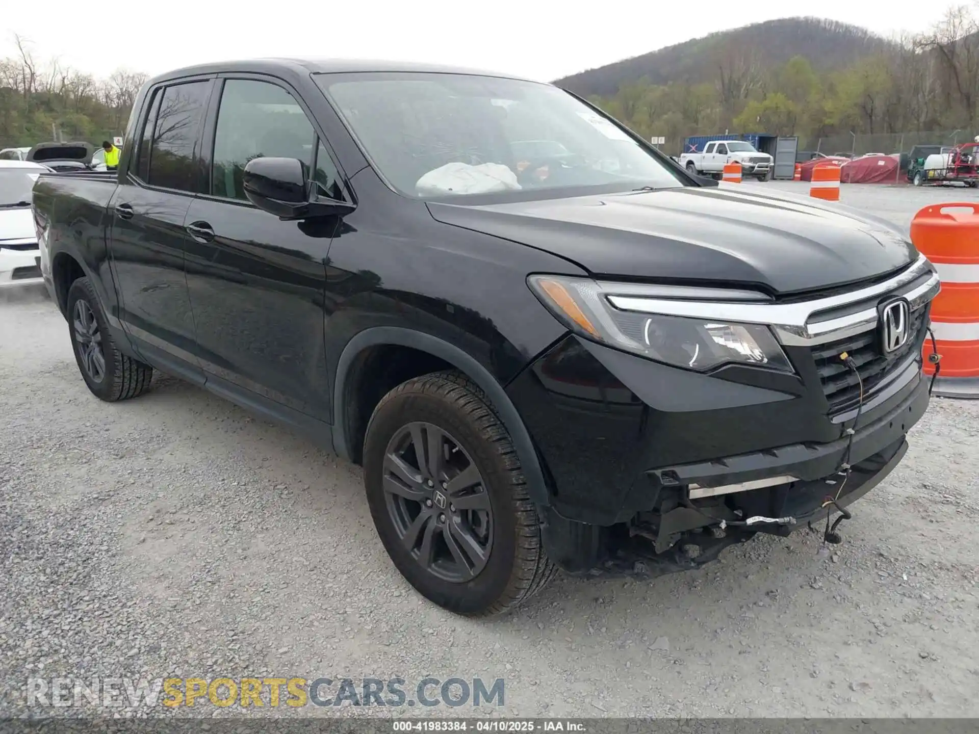 1 Photograph of a damaged car 5FPYK3F10KB046552 HONDA RIDGELINE 2019