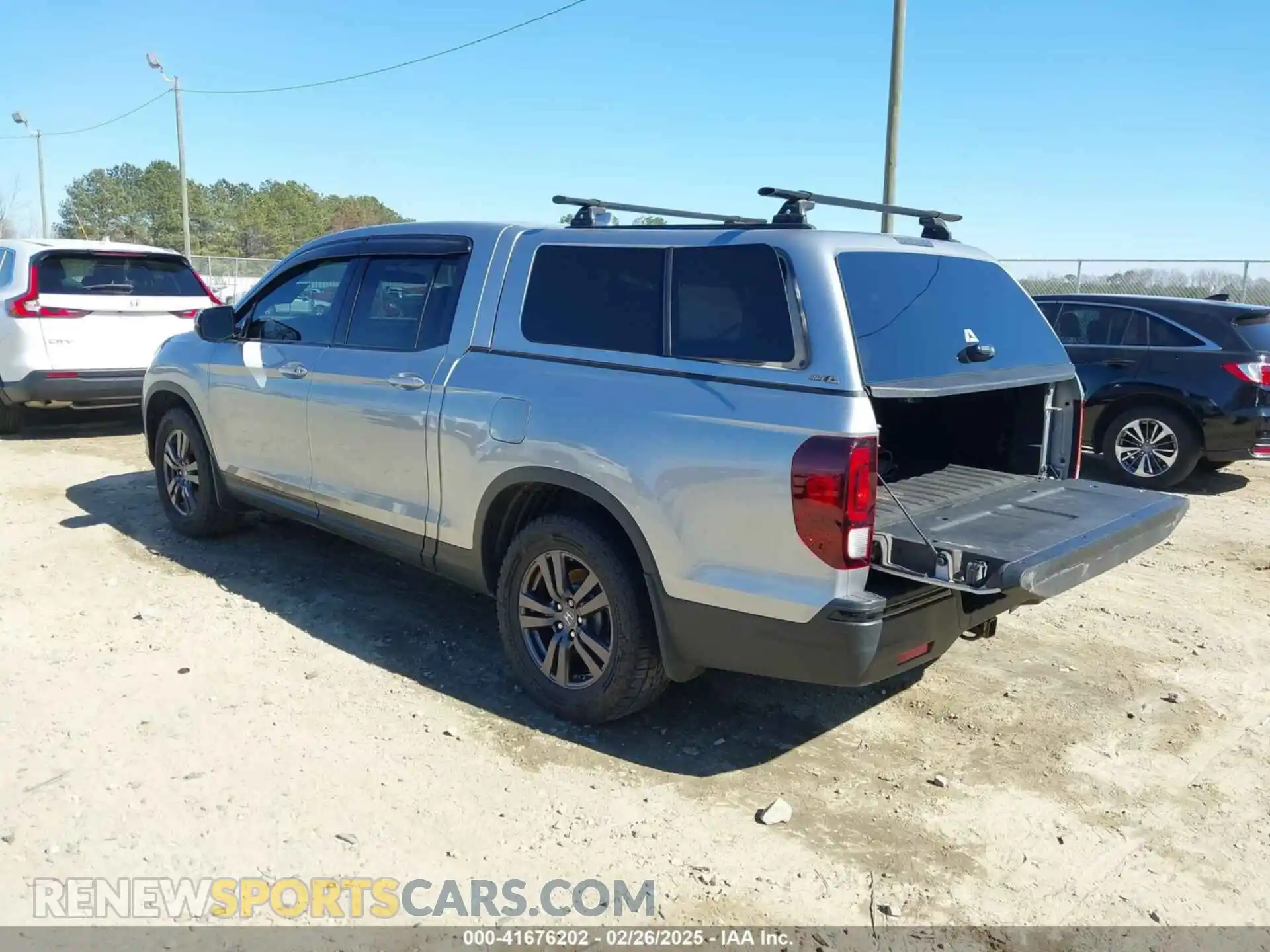 3 Photograph of a damaged car 5FPYK3F16KB038441 HONDA RIDGELINE 2019