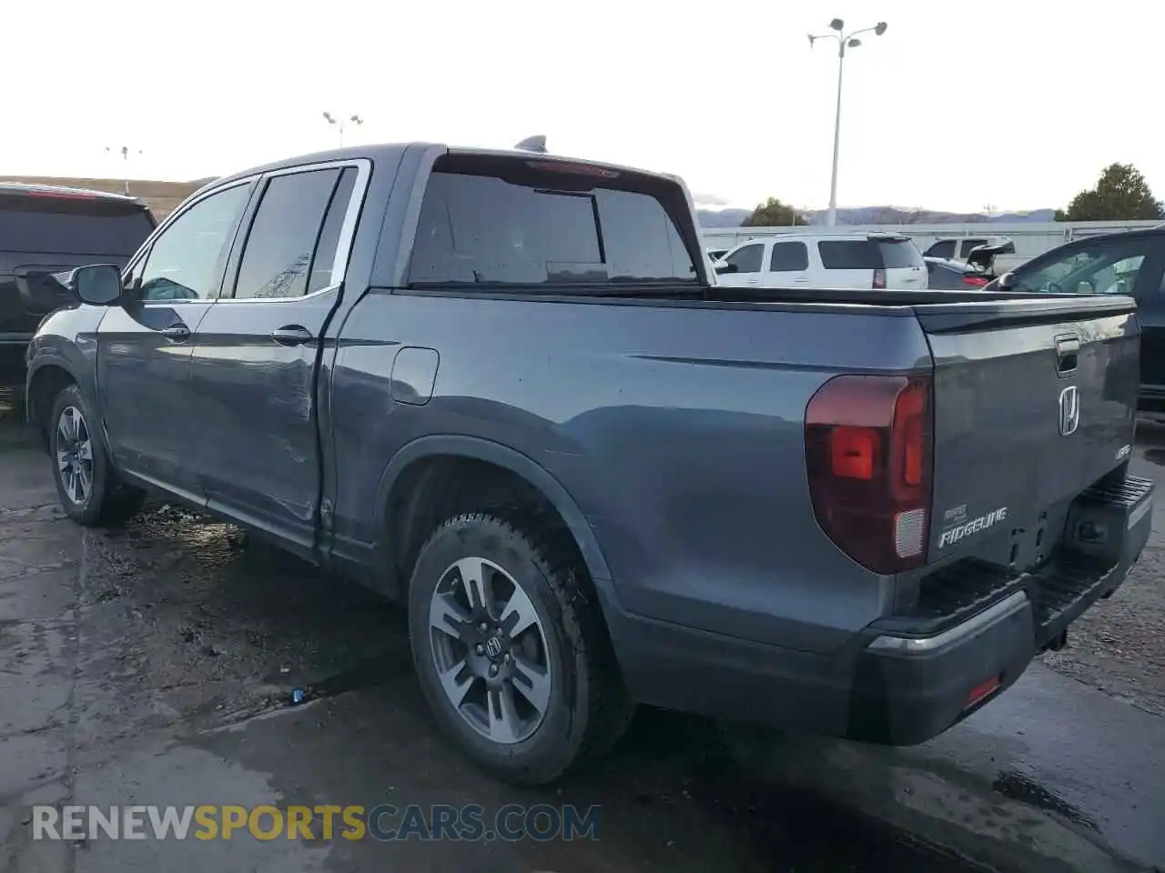 2 Photograph of a damaged car 5FPYK3F53KB042790 HONDA RIDGELINE 2019