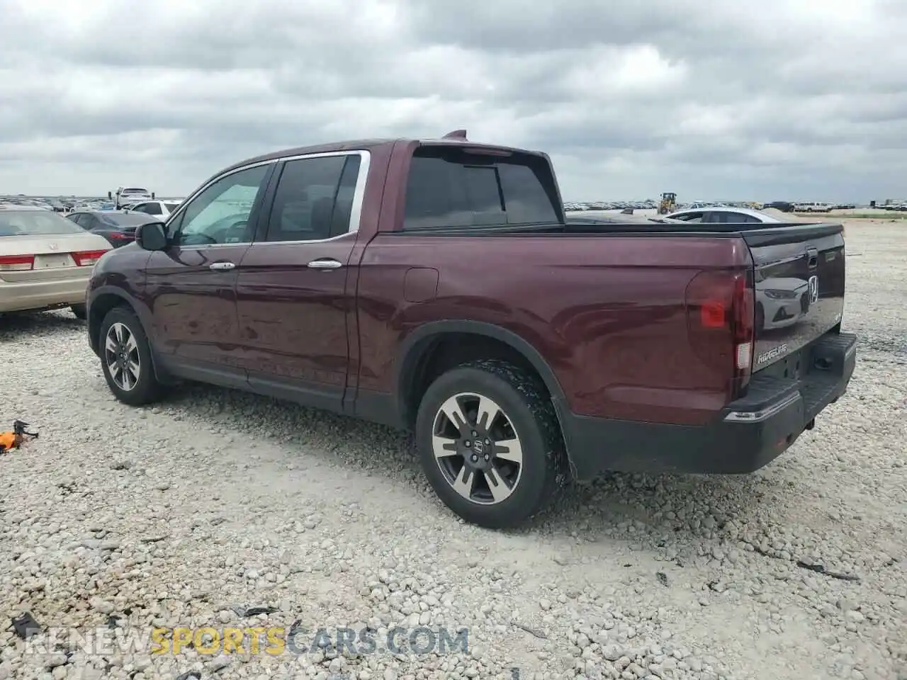2 Photograph of a damaged car 5FPYK3F70KB002068 HONDA RIDGELINE 2019