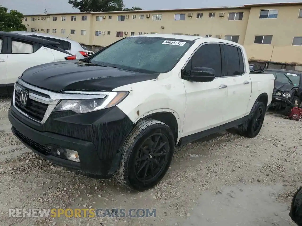 1 Photograph of a damaged car 5FPYK3F72KB003139 HONDA RIDGELINE 2019