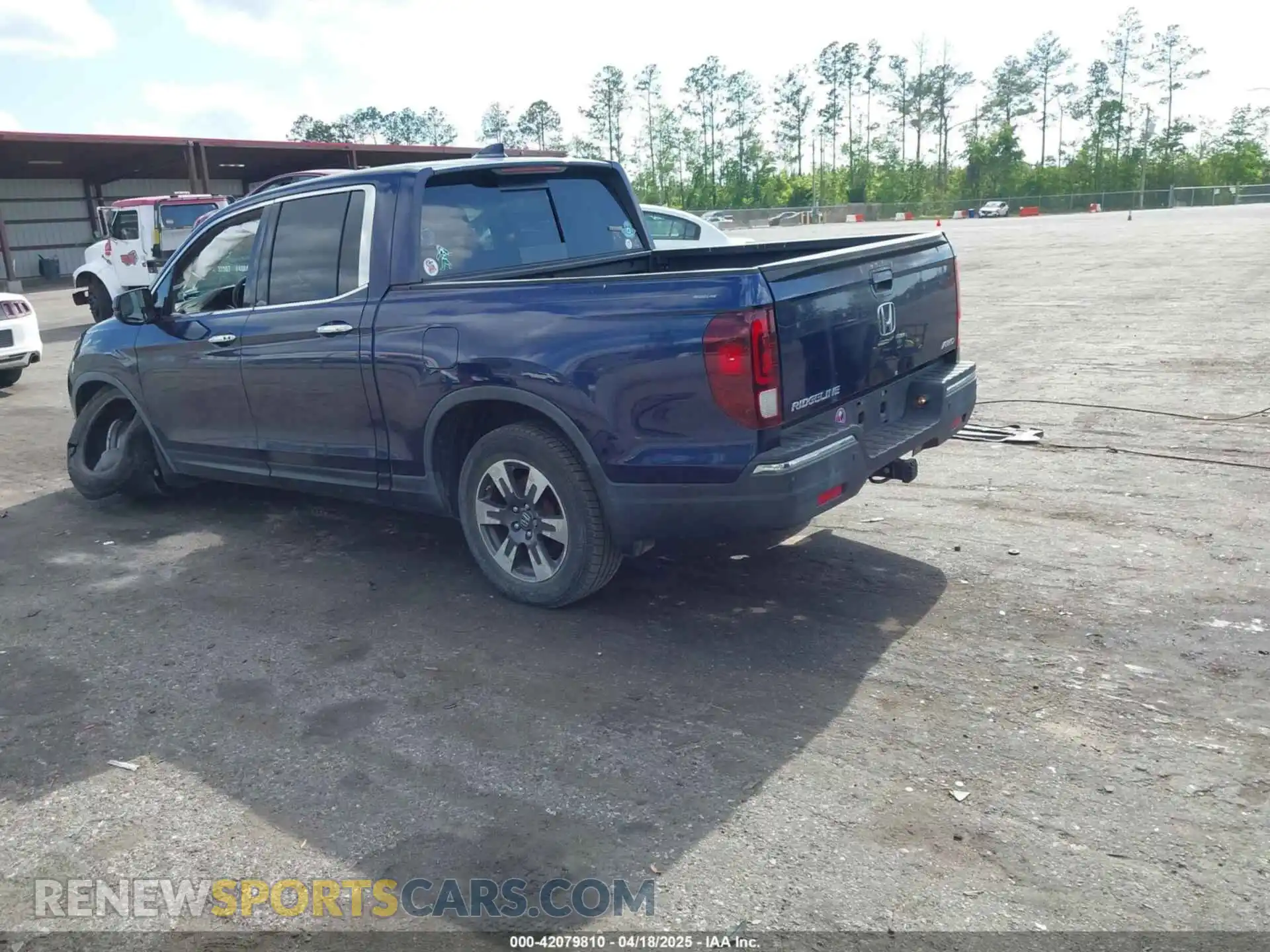 3 Photograph of a damaged car 5FPYK3F76KB010613 HONDA RIDGELINE 2019