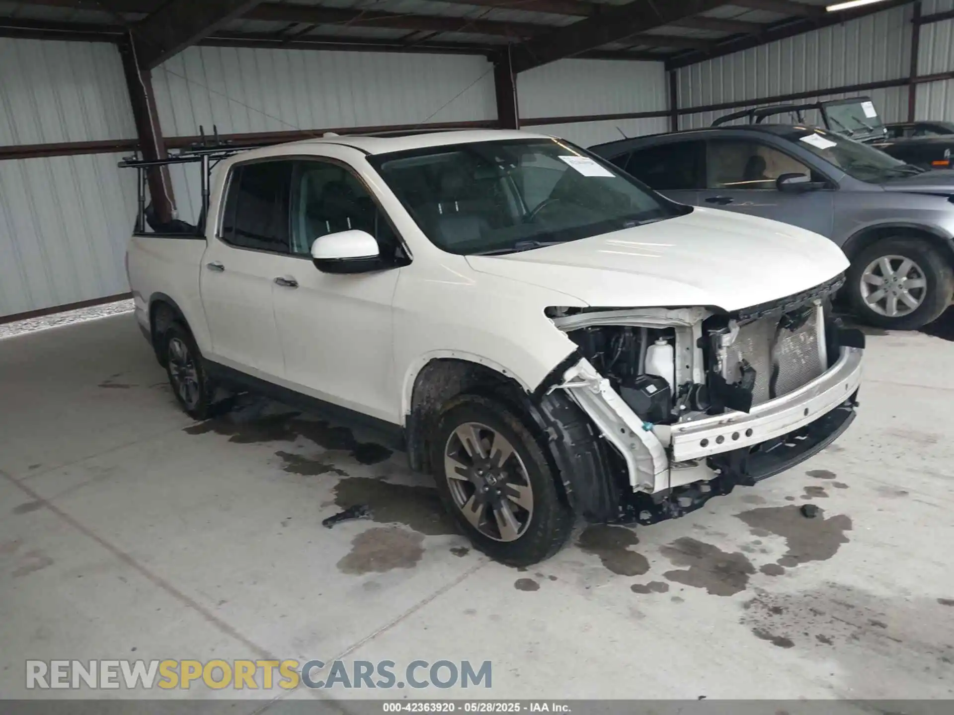 1 Photograph of a damaged car 5FPYK3F79KB020374 HONDA RIDGELINE 2019