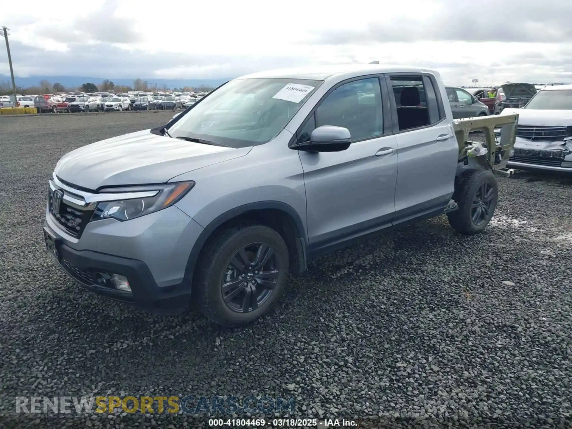 2 Photograph of a damaged car 5FPYK3F16LB027473 HONDA RIDGELINE 2020