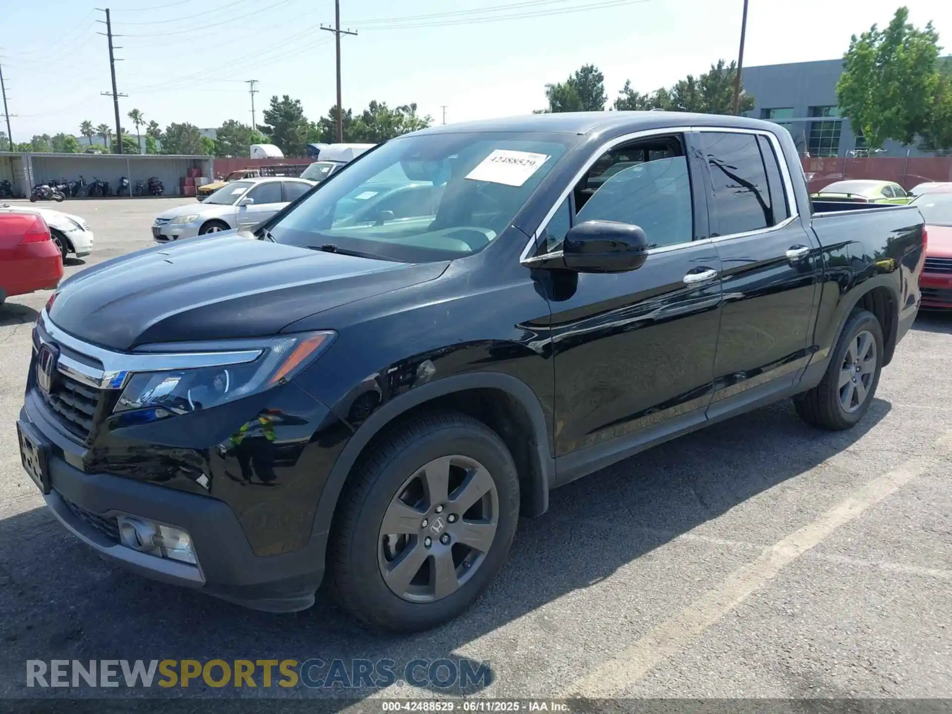 2 fotografías del automóvil dañado 5FPYK3F70LB009376 HONDA RIDGELINE 2020