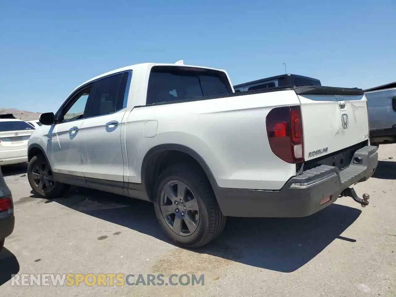 2 Photograph of a damaged car 5FPYK3F79LB011109 HONDA RIDGELINE 2020