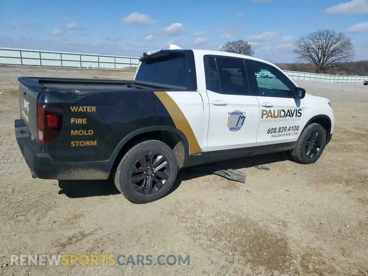 3 Photograph of a damaged car 5FPYK3F13MB002211 HONDA RIDGELINE 2021