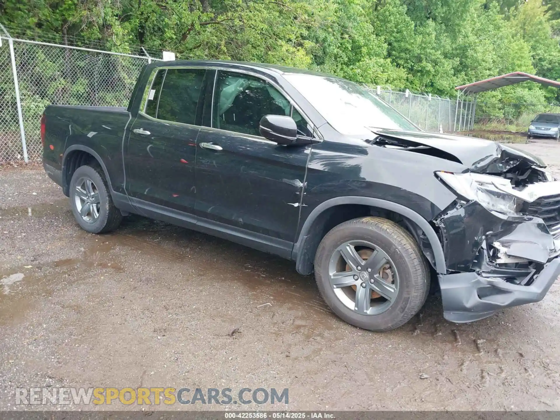 1 Photograph of a damaged car 5FPYK3F75MB015370 HONDA RIDGELINE 2021