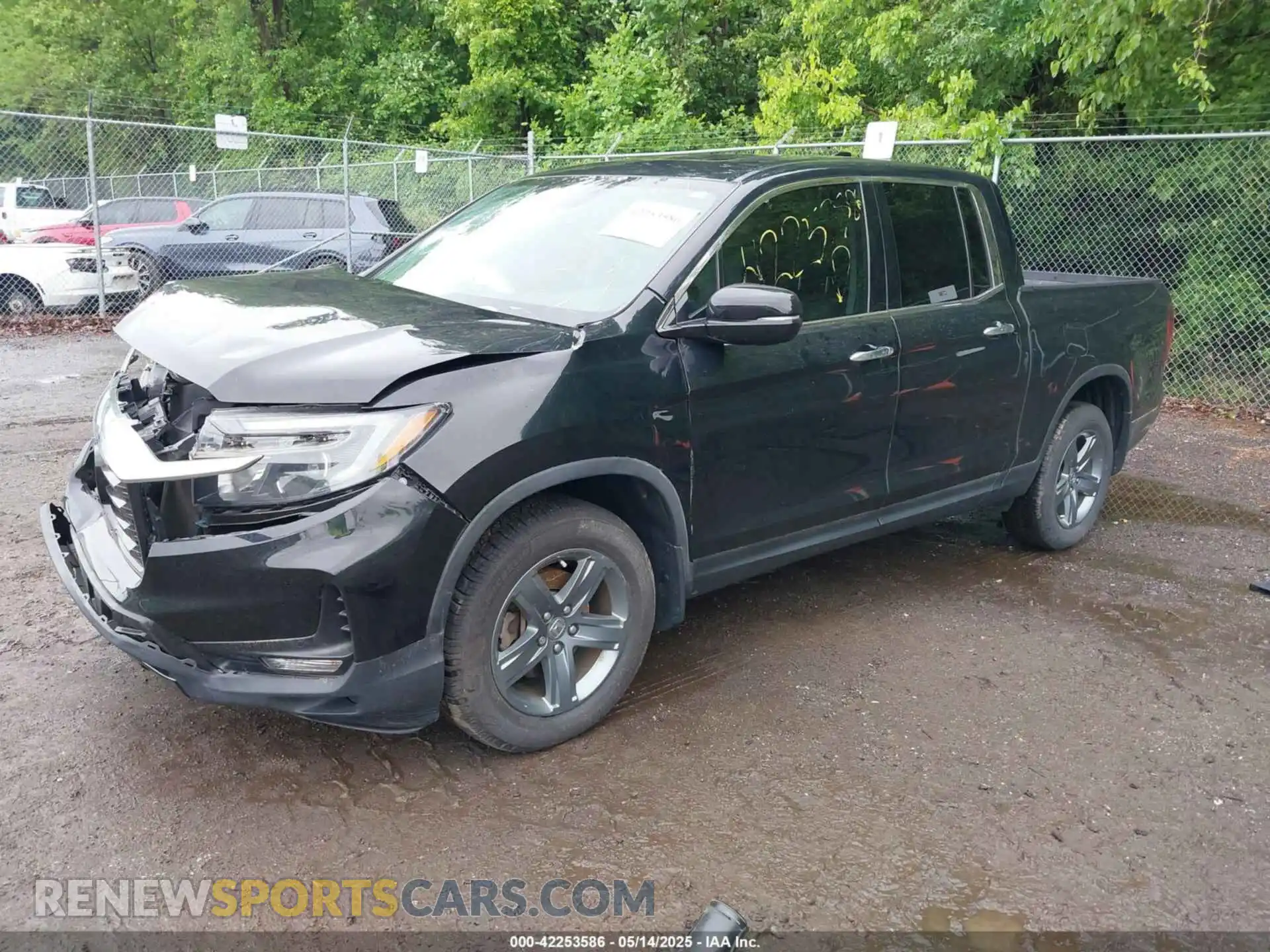 2 Photograph of a damaged car 5FPYK3F75MB015370 HONDA RIDGELINE 2021