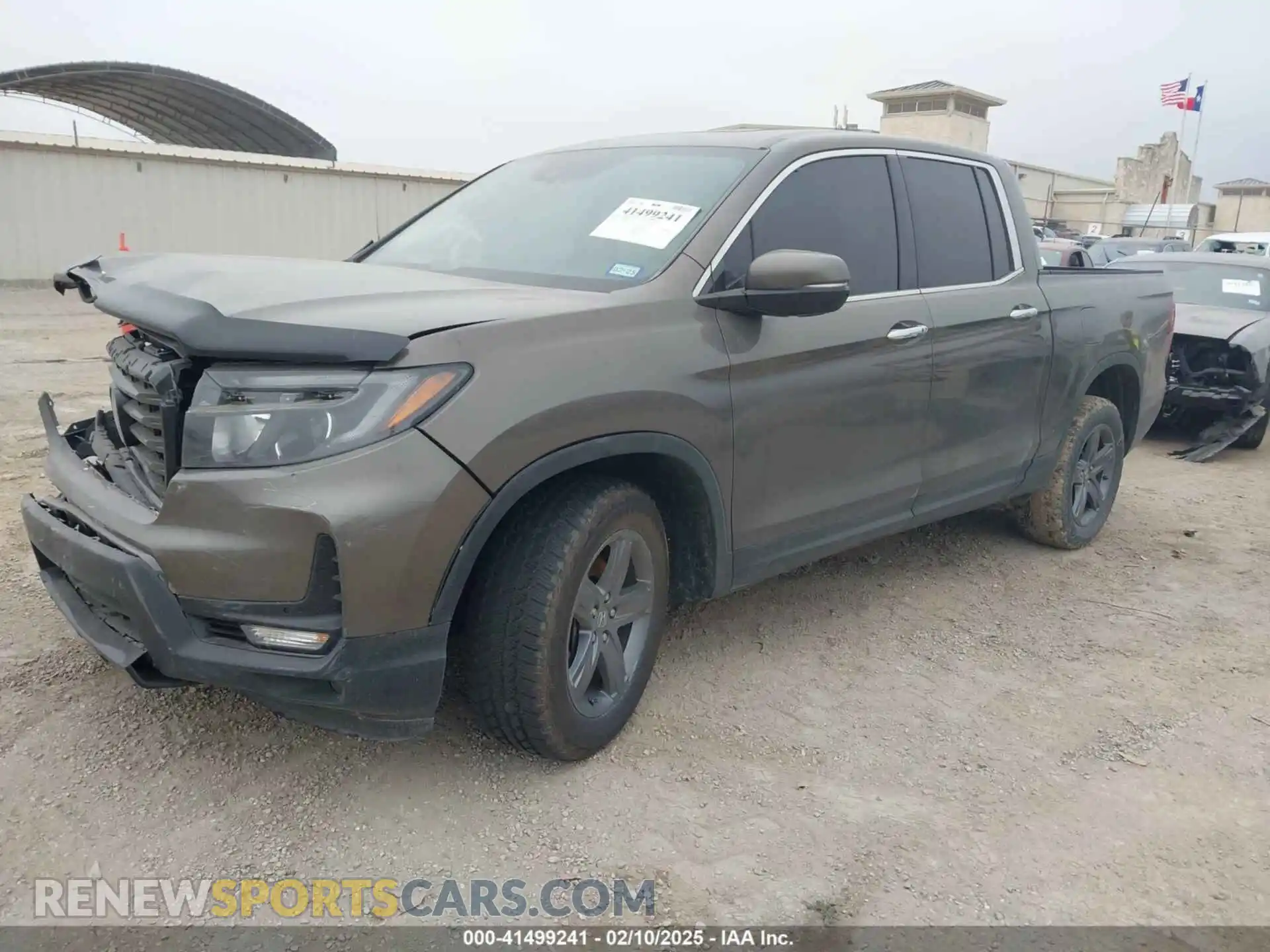 2 Photograph of a damaged car 5FPYK3F72NB012976 HONDA RIDGELINE 2022