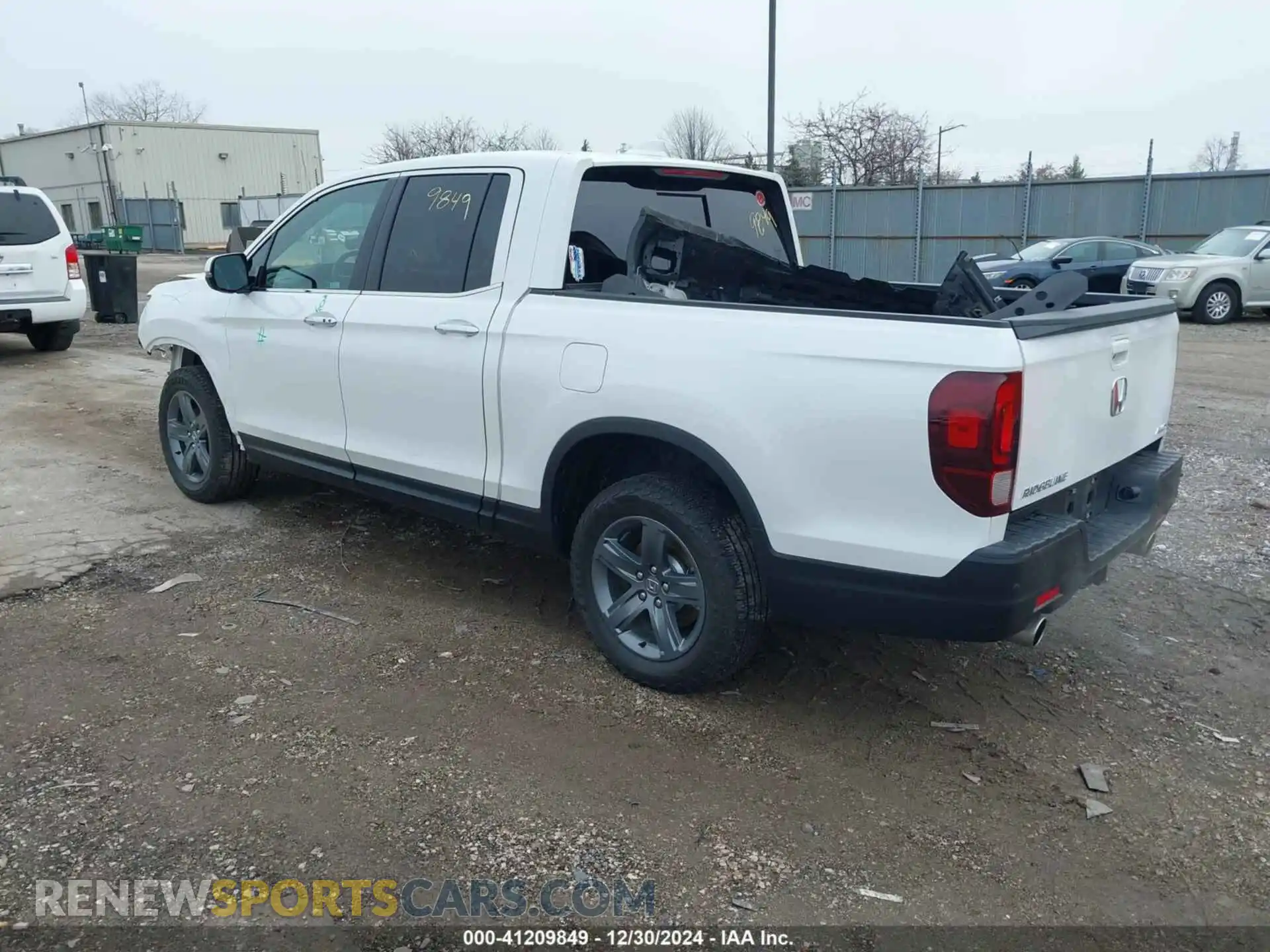 3 Photograph of a damaged car 5FPYK3F73PB013699 HONDA RIDGELINE 2023