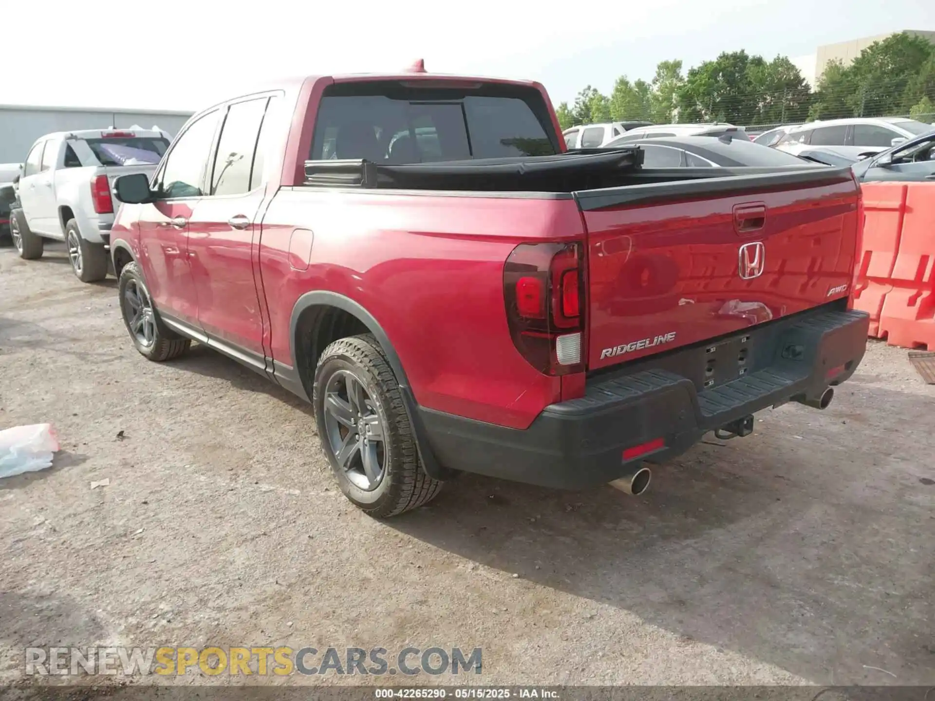 3 Photograph of a damaged car 5FPYK3F76PB013258 HONDA RIDGELINE 2023