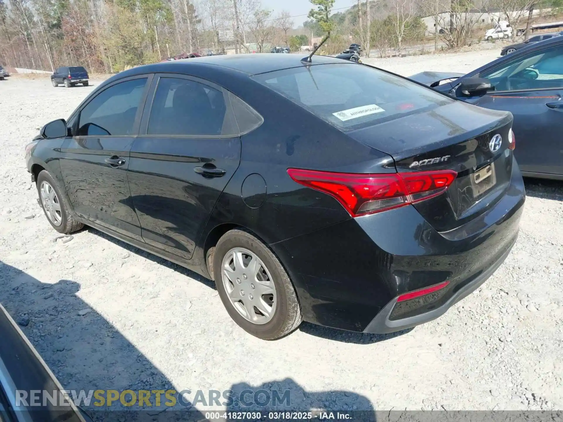 3 fotografías del automóvil dañado 3KPC24A34KE061885 HYUNDAI ACCENT 2019